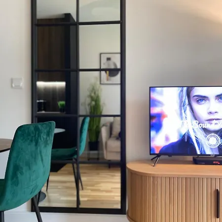 Seaside Shellter Rogowo